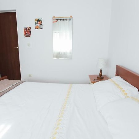 Apartment Ana Vodice Esterno foto