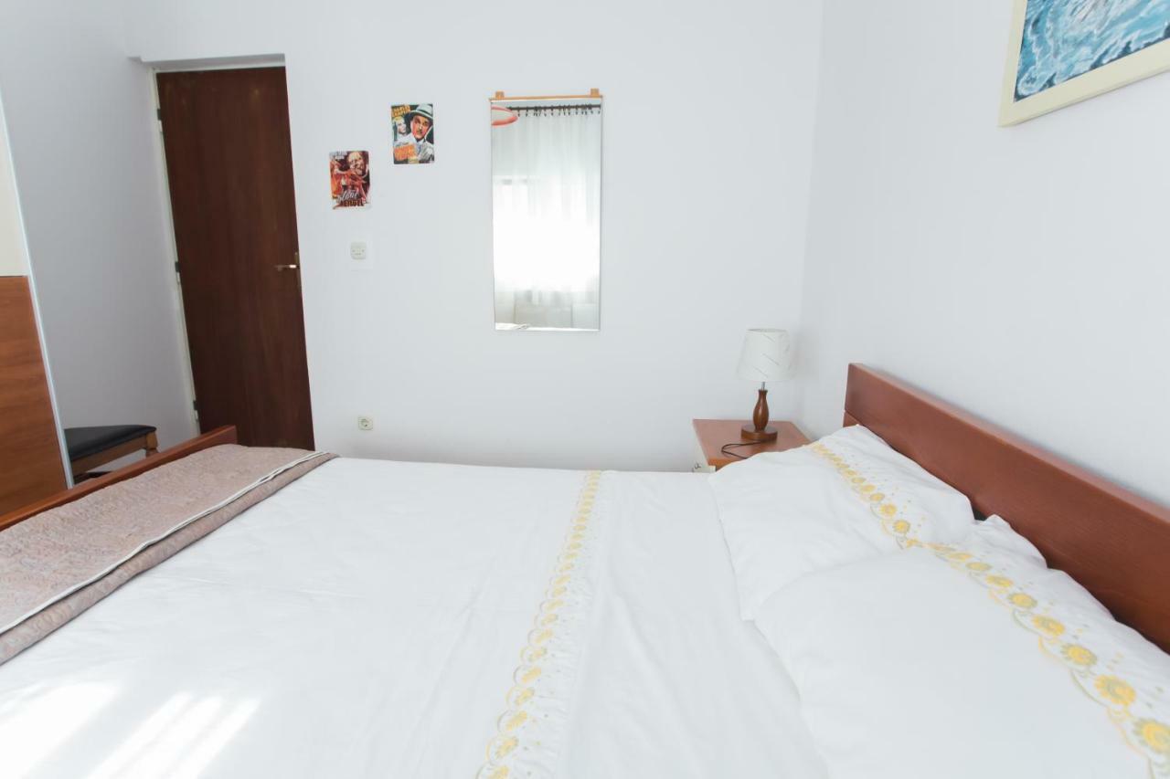 Apartment Ana Vodice Esterno foto