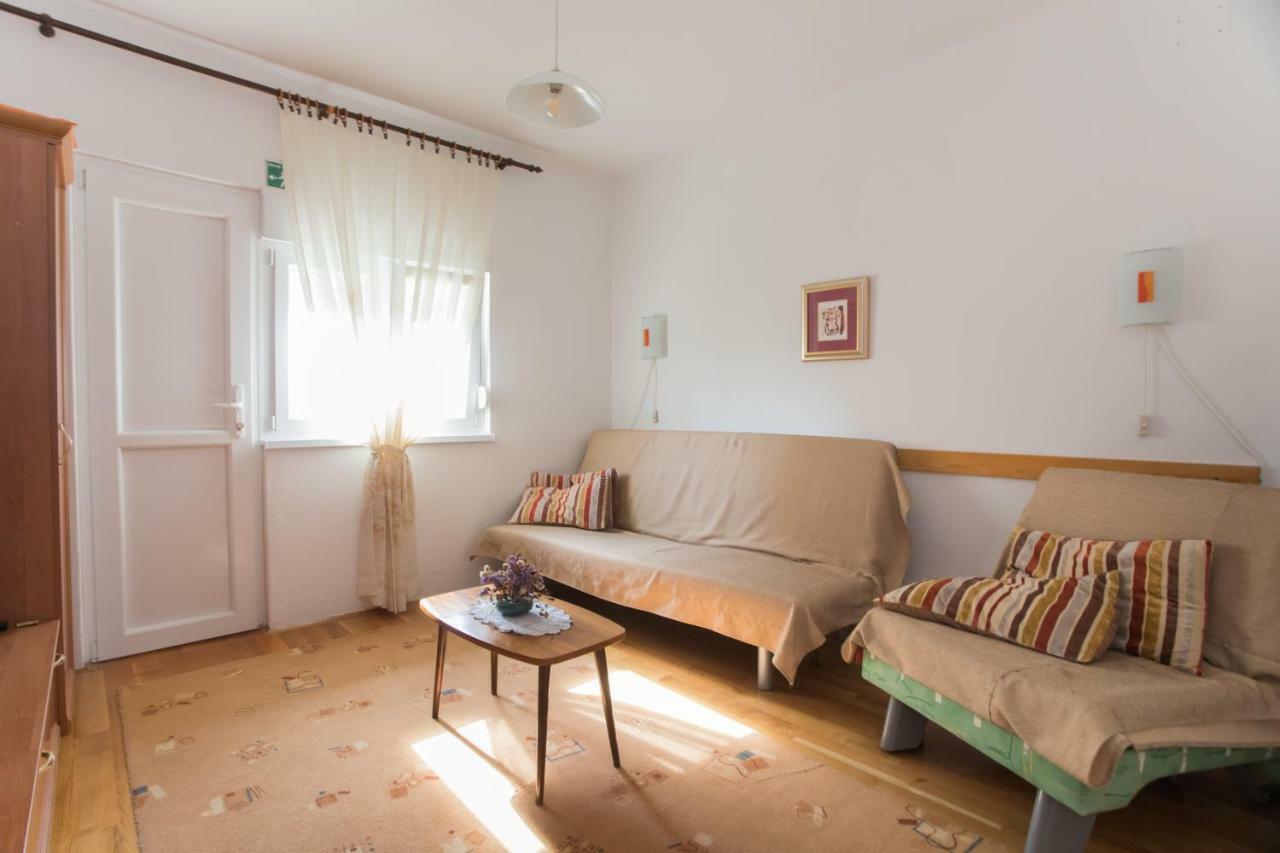 Apartment Ana Vodice Esterno foto